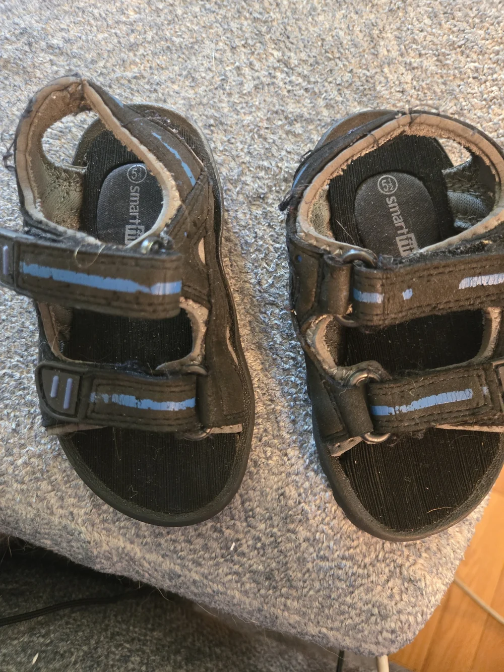 smartfit Black Sandals with Light Blue Stripes